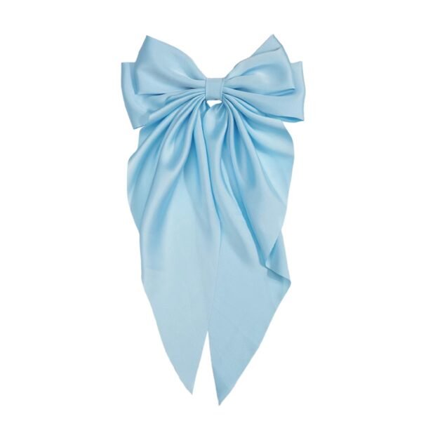 Barrette maxi nœud de papillon en satin couleur bleu ciel